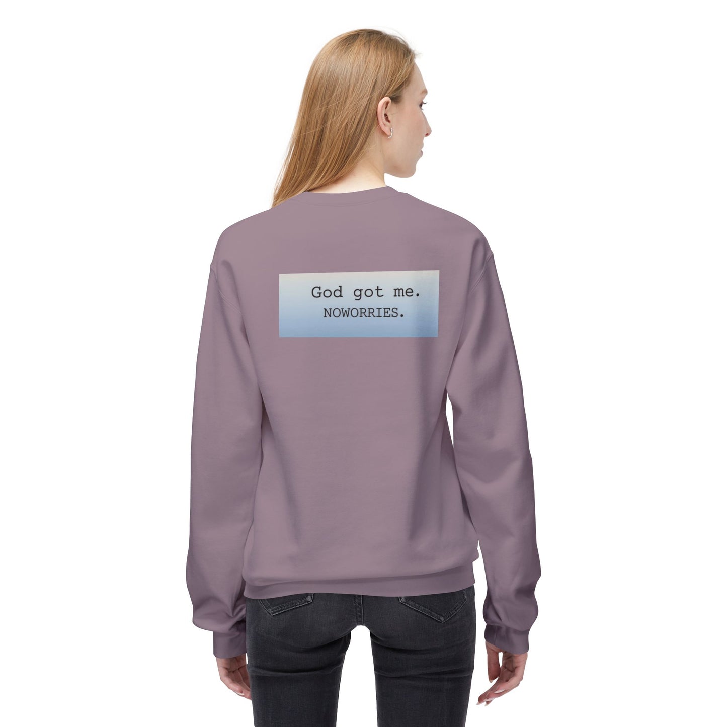Cozy Inspirational Crewneck Sweatshirt with 'God Got Me. No Worries.' Slogan, Gift for Faith Lovers, Relaxed Casual Wear, Spiritual [...]